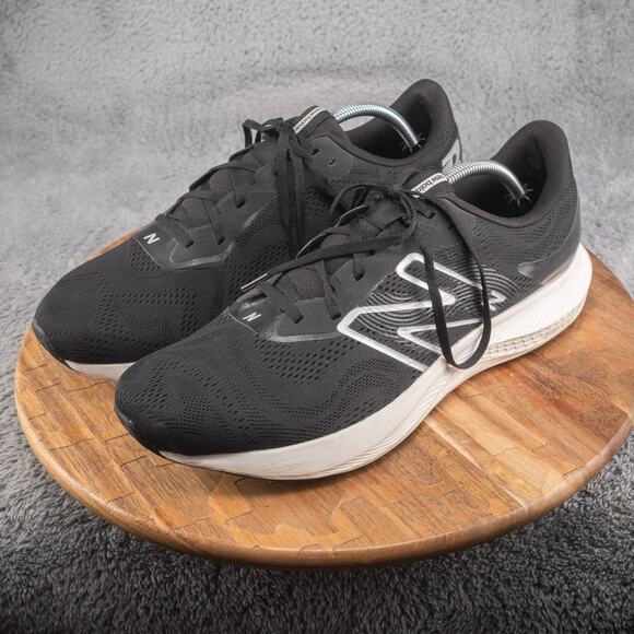 New Balance DynaSoft Pro Run v2 Shoe Men Size 13 D Black White Running Comfort main image 4
